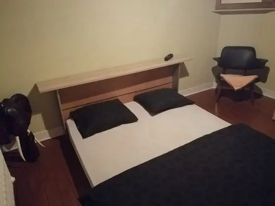 Tek Büyük Yataklı Oda (1)