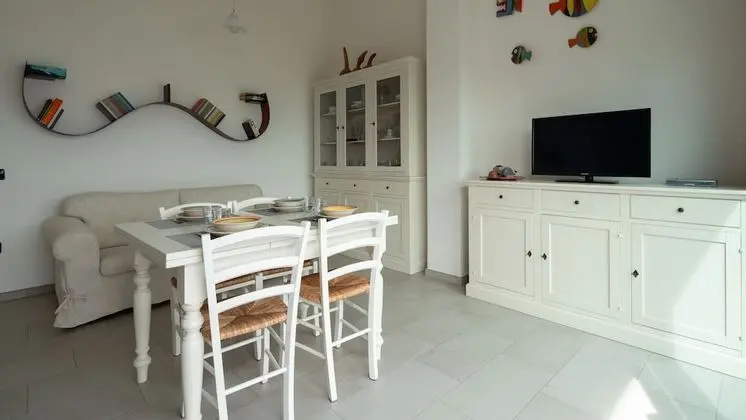 Apart Daire (Lungomare 76 B)