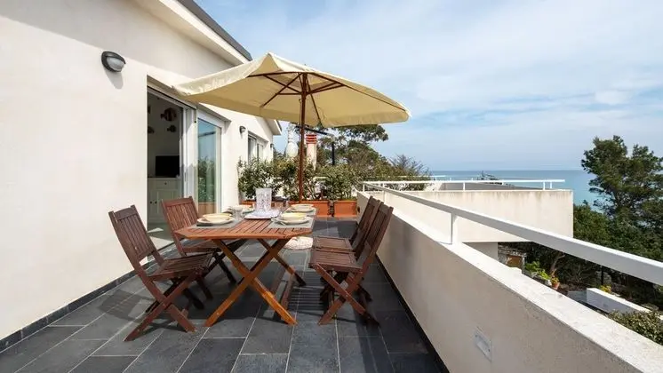 Apart Daire (Lungomare 76 B)