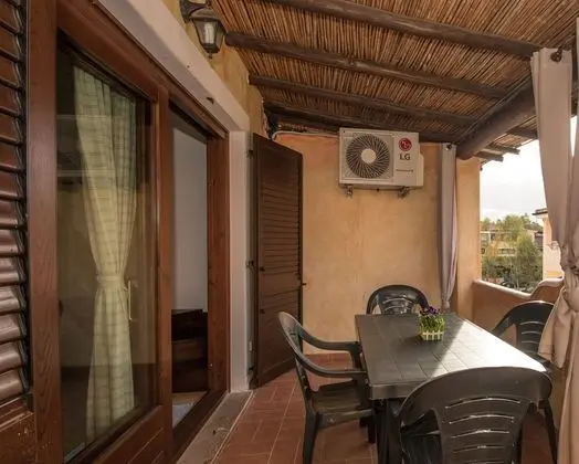 Apart Daire, Birden Çok Yatak, Balkon, Avlu Manzaralı