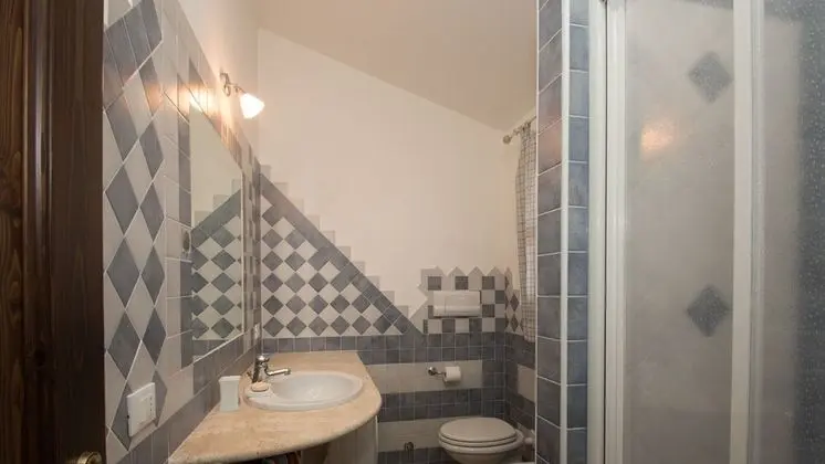 Apart Daire, Birden Çok Yatak, Balkon, Avlu Manzaralı