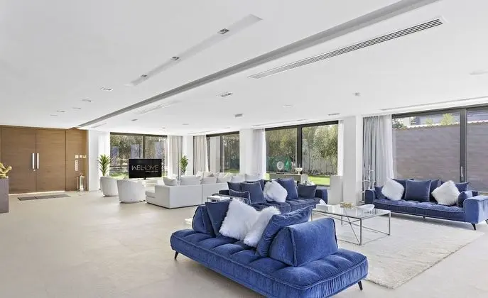 Deluxe Villa