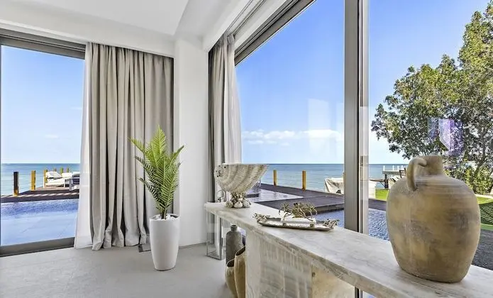 Deluxe Villa