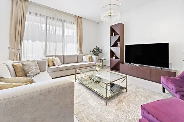 Deluxe Villa