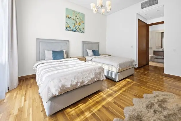 Deluxe Villa