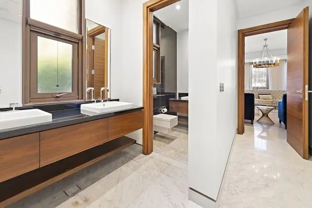 Deluxe Villa