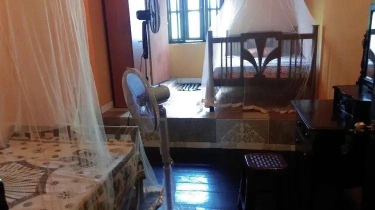 İki Ayrı Yataklı Oda, 1 Yatak Odası, Özel Banyo