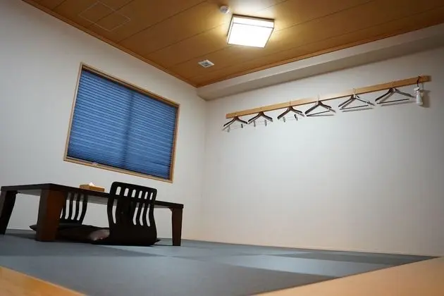 Traditional Oda, Sigara İçilmez (Japanese Style, No Housekeeping)