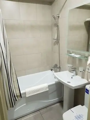 Standard Tek Büyük veya İki Ayrı Yataklı Oda, Deniz Manzaralı