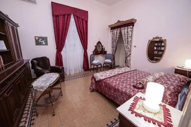 Tek Büyük Yataklı Oda, Ortak Banyo (Porcellana)