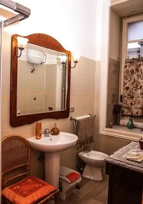 Tek Büyük Yataklı Oda, Ortak Banyo (Porcellana)