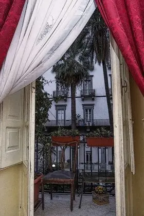 Tek Büyük Yataklı Oda, Ortak Banyo (Seta balcony)