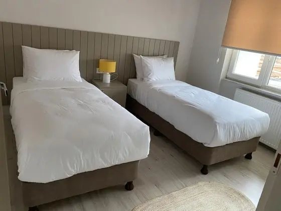 Aile Suiti, Bahçe Manzaralı, Balkonlu