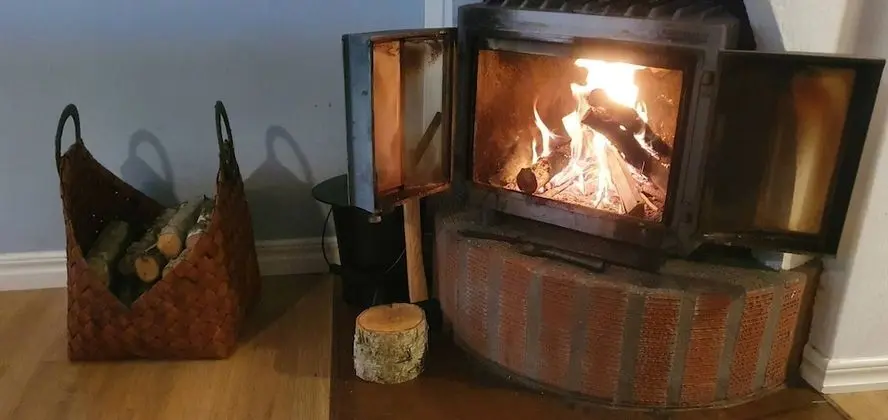 Kulübe, 2 Yatak Odası, Şömine
