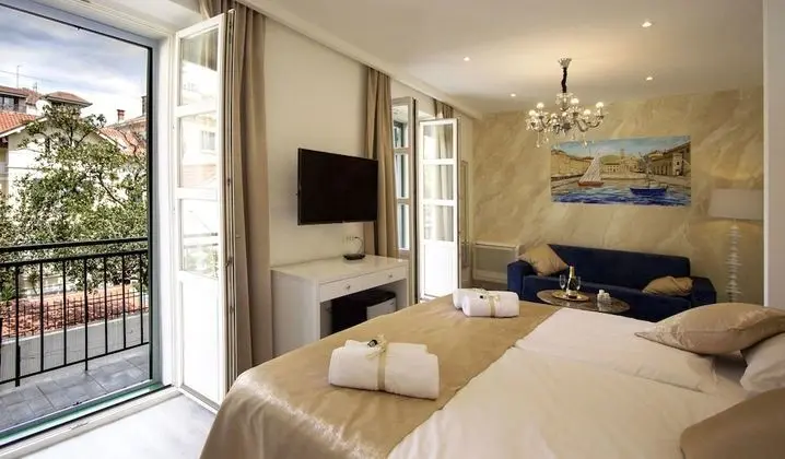 Deluxe Tek Büyük Yataklı Oda, Balkon