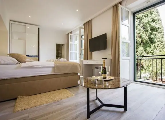 Deluxe Tek Büyük Yataklı Oda, Balkon