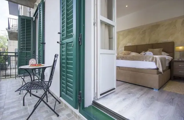 Deluxe Tek Büyük Yataklı Oda, Balkon
