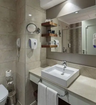 Standard Room, Land View