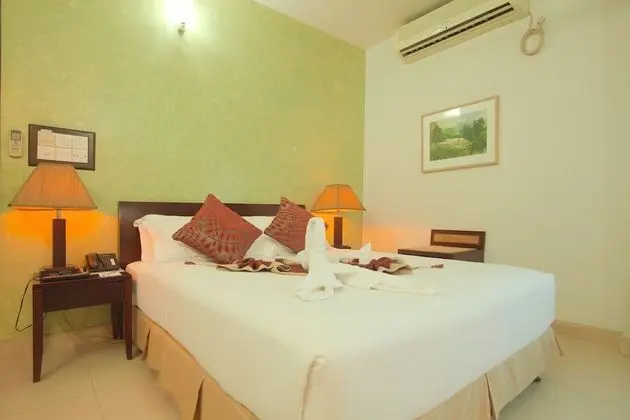 Deluxe Tek Büyük Yataklı Oda