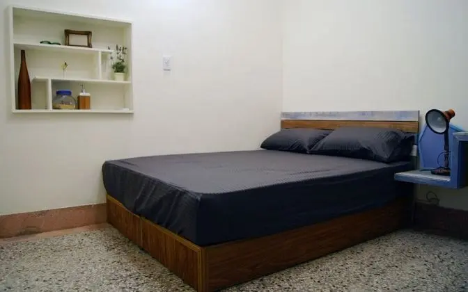 Tek Büyük Yataklı Oda, Ortak Banyo