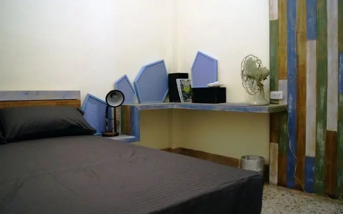 Tek Büyük Yataklı Oda, Ortak Banyo