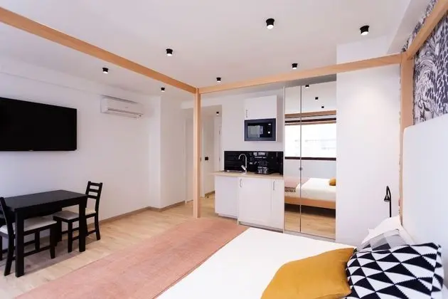 Deluxe Tek Büyük Yataklı Oda