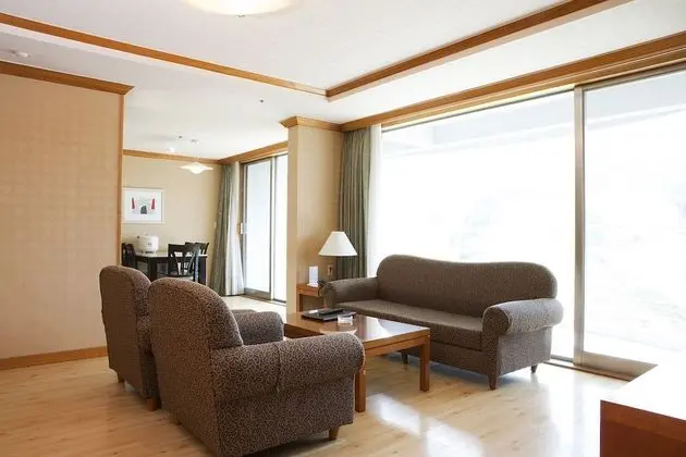 Luxury Oda (B47, Surcharge for Slope view )