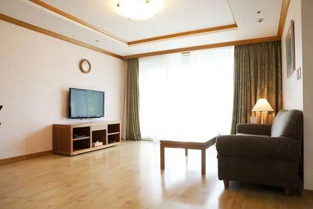 Süit (B35, Surcharge for Slope view)