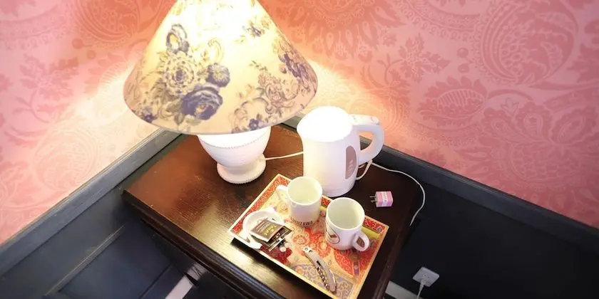 Deluxe Tek Büyük Yataklı Oda, Banyolu/Duşlu