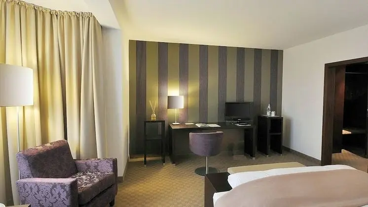 Deluxe Büyük Yataklı Tek Kişilik Oda