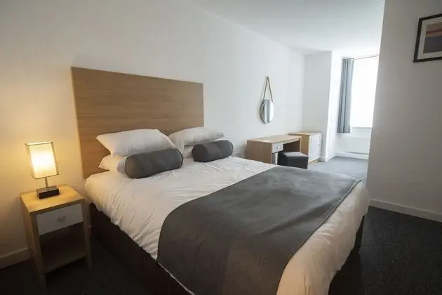2 Bedroom Apartment for 3 guests