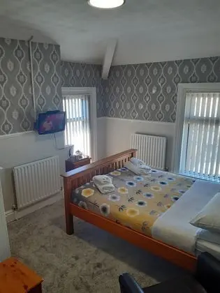 Standard Tek Büyük Yataklı Oda