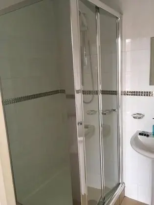 Standard Tek Büyük Yataklı Oda, Banyolu/Duşlu, Deniz Manzaralı