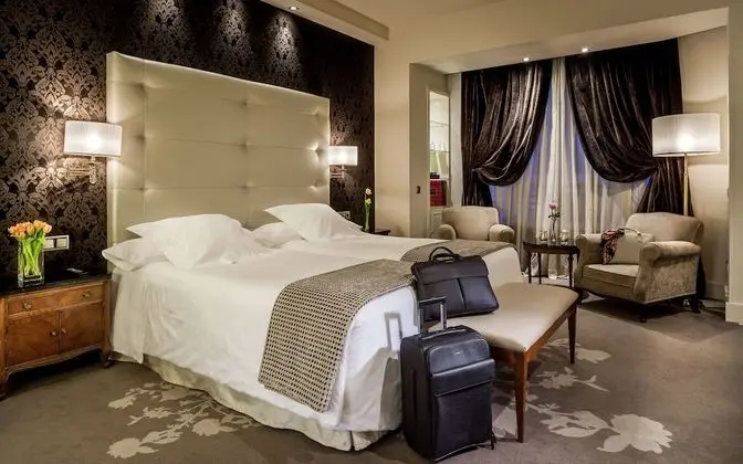 Grand Premium The Wellington Club