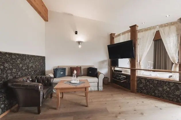 Deluxe Stüdyo Süit, Sigara İçilmez, Dağ Manzaralı