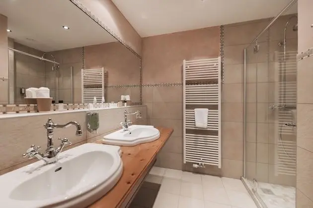 Deluxe Stüdyo Süit, Sigara İçilmez, Dağ Manzaralı
