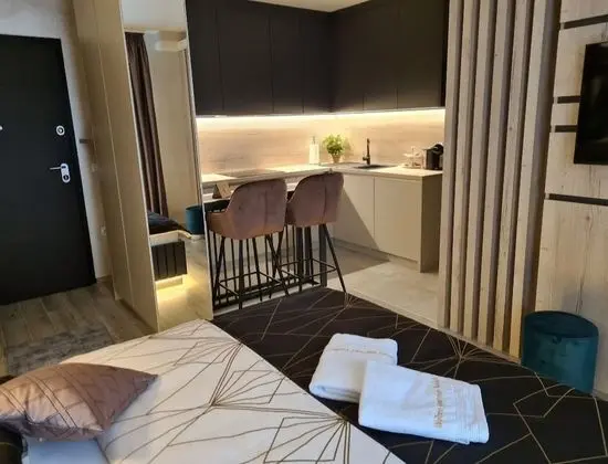 Stüdyo (Studio Apartment with Terrace)