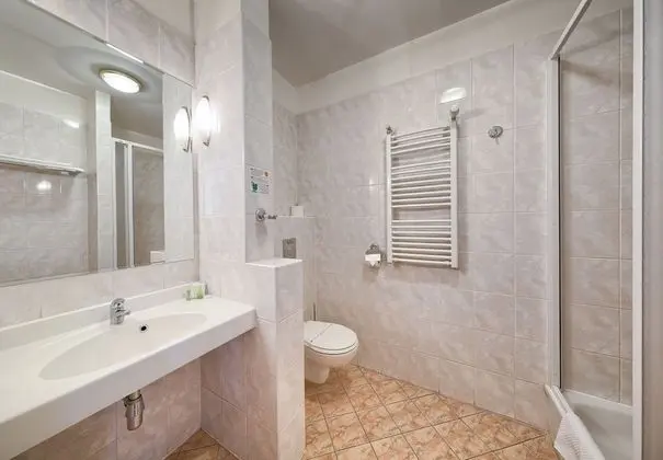 Standard Tek Büyük veya İki Ayrı Yataklı Oda