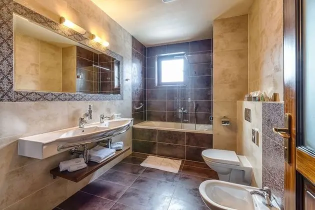 Classic Tek Büyük Yataklı Oda