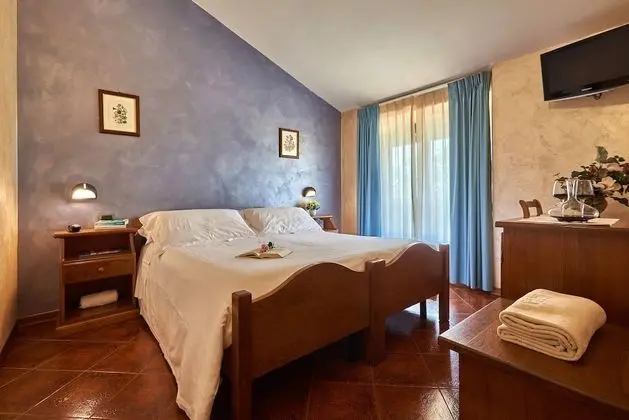 Comfort Büyük Yataklı Tek Kişilik Oda