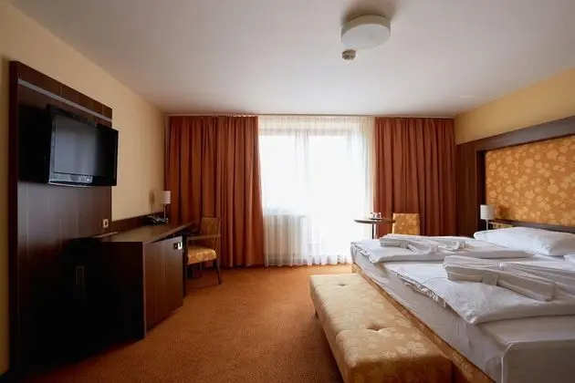 Family Süit, Bağlantılı Odalar