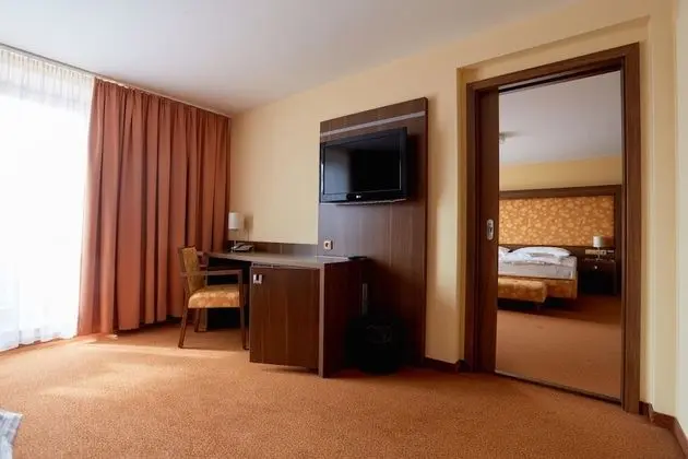 Family Süit, Bağlantılı Odalar