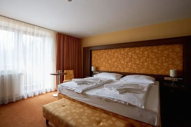 Family Süit, Bağlantılı Odalar