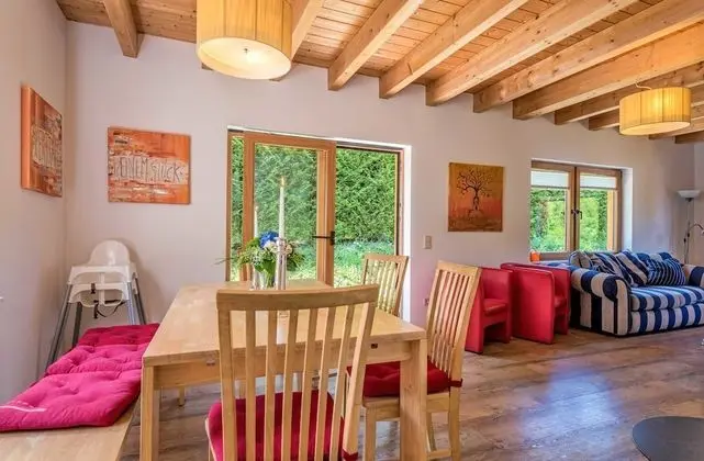 Ev (incl. cleaning fee & laundry package)