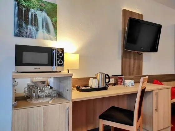 Comfort Tek Büyük Yataklı Oda