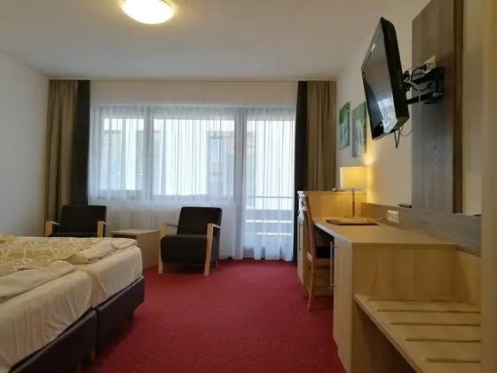 Comfort Tek Büyük Yataklı Oda