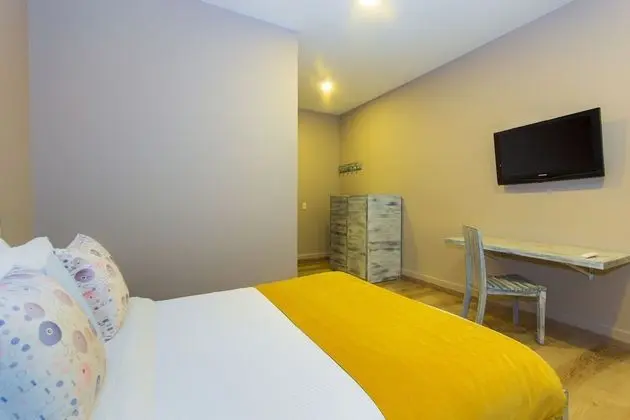 Standard Tek Büyük Yataklı Oda