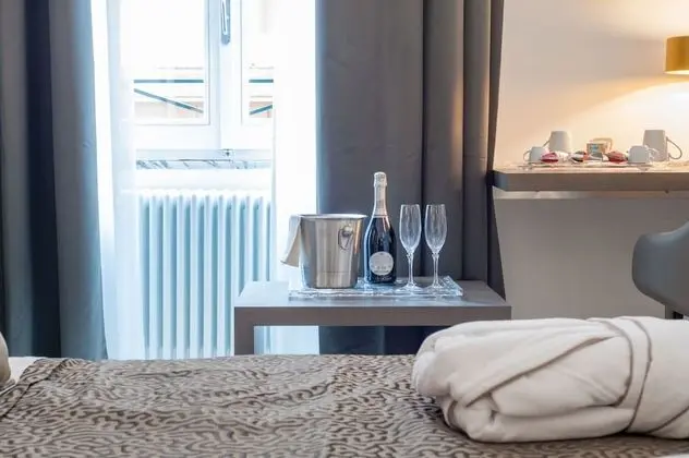 Tek Büyük Yataklı Oda (2)