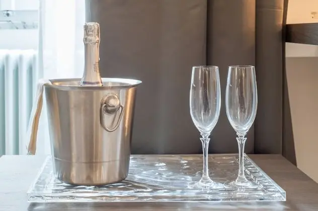 Tek Büyük Yataklı Oda (2)