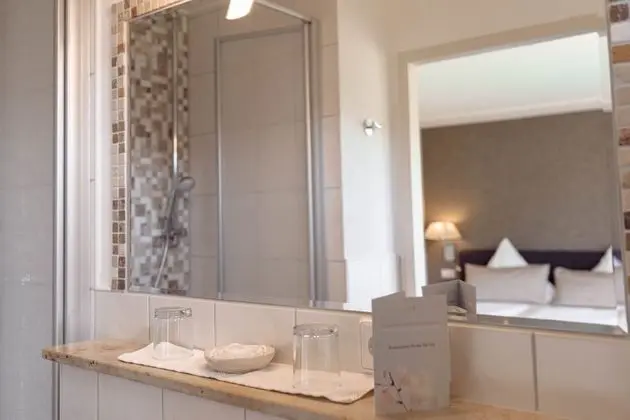 Tek Büyük Yataklı Oda (Blumenmatte)